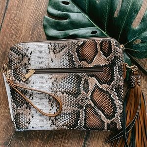 Carol Clutch-Crossbody Snake  With Side Tassel